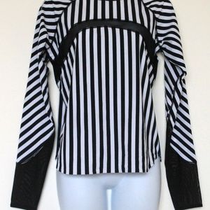 Lululemon Water: Sun Runner, size 6, NWT